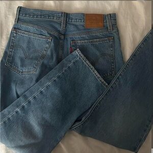 Levi wedgie straight fit jeans